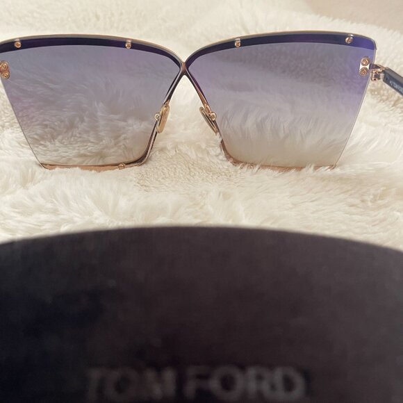 Tom Ford Elle-02 TF936 28B Sunglasses Women\'s Rose Gold/Grey-Brown Gradient 71mm main image 7